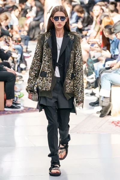 Look 38